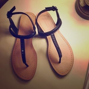 KENNETH COLE Women's T-Strap Flat Sandals 7.5 M